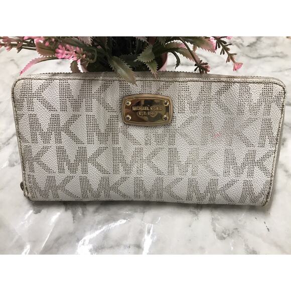 Michael Kors Jet Set Travel Large Logo Zip Around Wallet MK Siganture 9"x5" - Picture 1 of 6